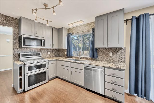 13233 Briar Hollow DR, Austin, TX 78729