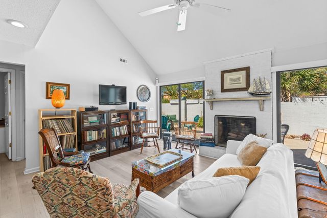 708-B 23rd Ave. S, North Myrtle Beach, SC 29582