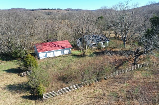 3568 Arbor Hill Rd, Petersburg, TN 37144