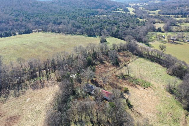 3568 Arbor Hill Rd, Petersburg, TN 37144