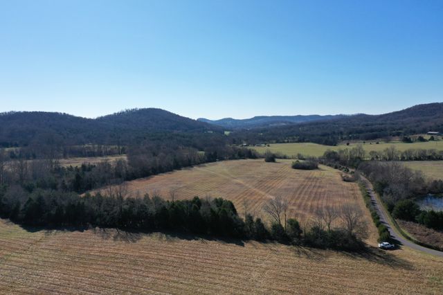 3568 Arbor Hill Rd, Petersburg, TN 37144