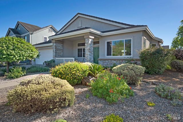 956 Allen St, Petaluma, CA 94954