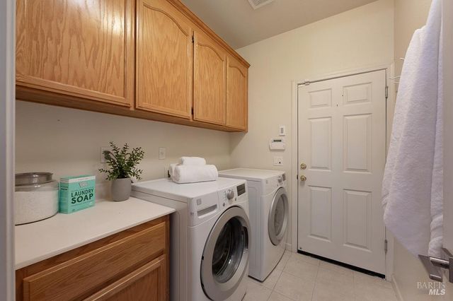 956 Allen St, Petaluma, CA 94954