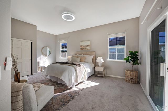 956 Allen St, Petaluma, CA 94954