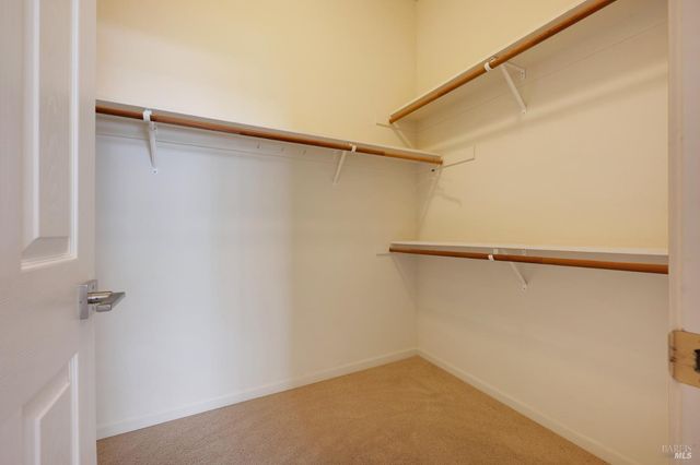 956 Allen St, Petaluma, CA 94954