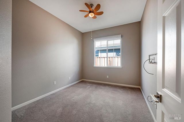 956 Allen St, Petaluma, CA 94954