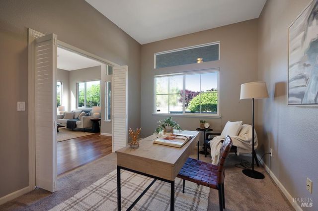 956 Allen St, Petaluma, CA 94954