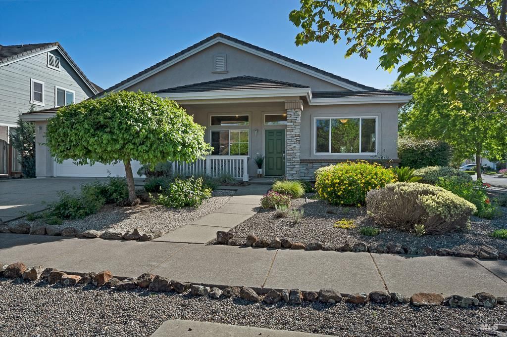 956 Allen St, Petaluma, CA 94954