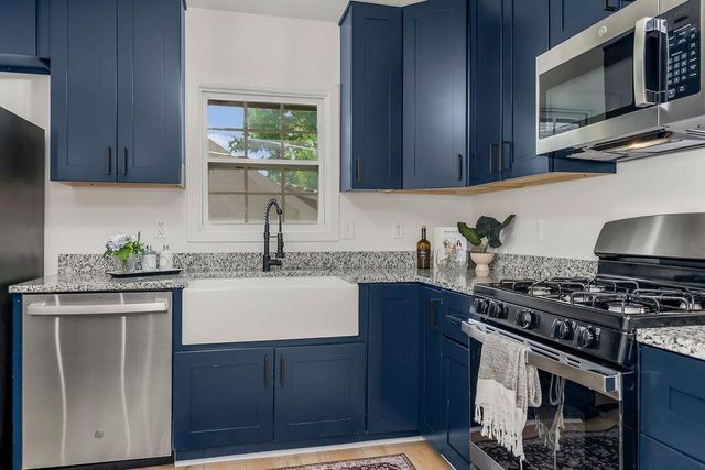 5908 NW Harris Drive, Kansas City, MO 64152