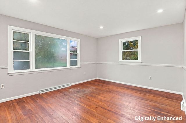 5 White Pine Ln, Kingston, MA 02364