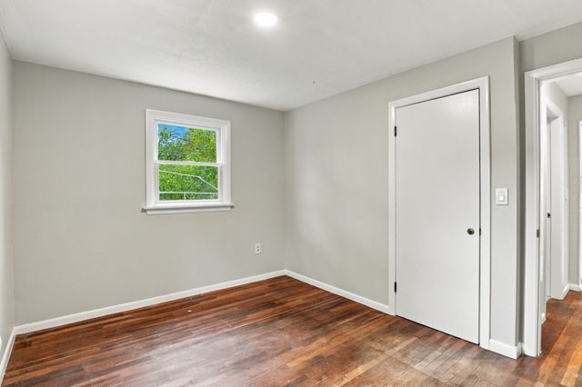 5 White Pine Ln, Kingston, MA 02364