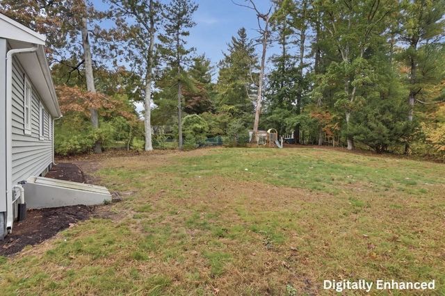 5 White Pine Ln, Kingston, MA 02364