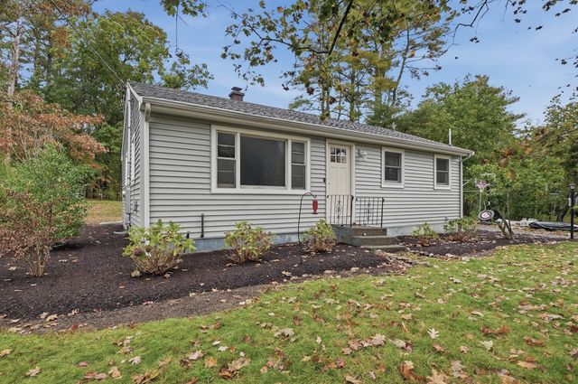 5 White Pine Ln, Kingston, MA 02364