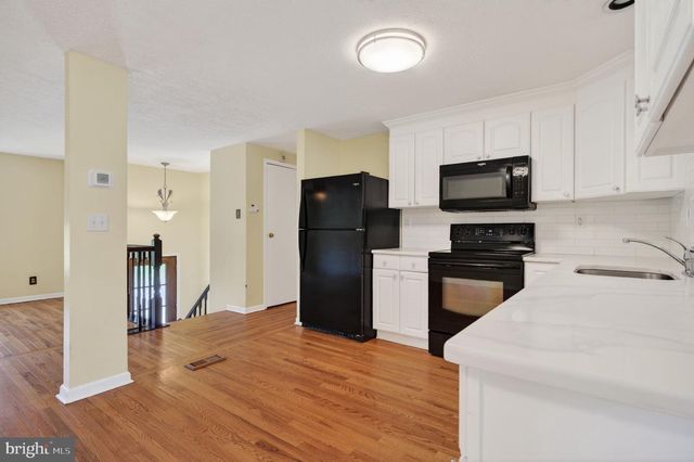 41 PALMETTO AVE, Marlton, NJ 08053