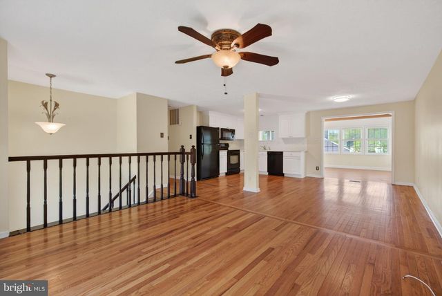 41 PALMETTO AVE, Marlton, NJ 08053