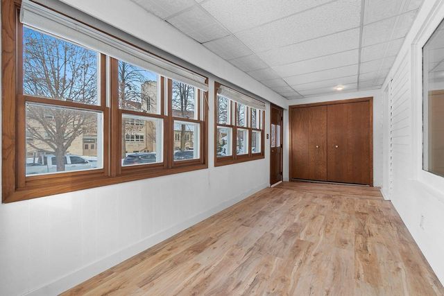 521 S CLAY STREET, Green Bay, WI 54301