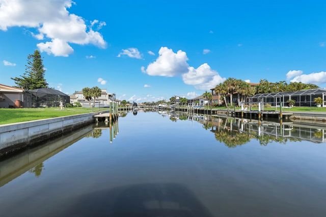 2174 BAYOU ROAD, Punta Gorda, FL 33950