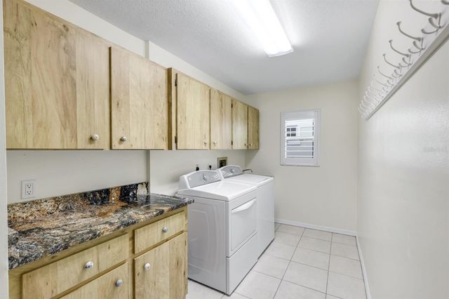 2174 BAYOU ROAD, Punta Gorda, FL 33950