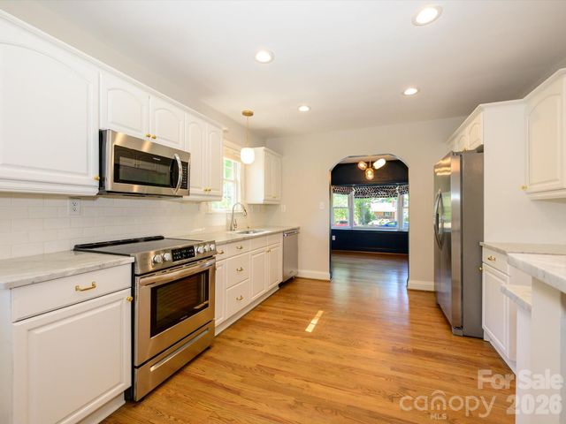 1929 Mecklenburg Avenue, Charlotte, NC 28205