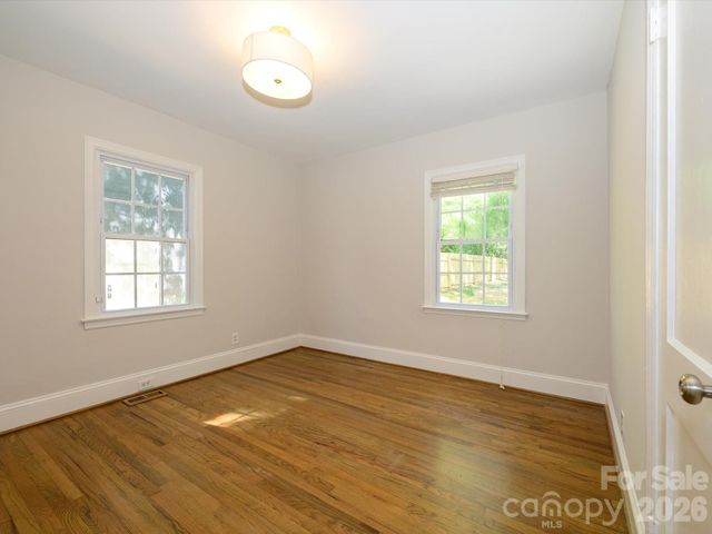 1929 Mecklenburg Avenue, Charlotte, NC 28205