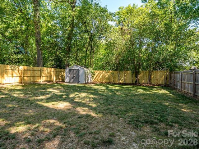 1929 Mecklenburg Avenue, Charlotte, NC 28205