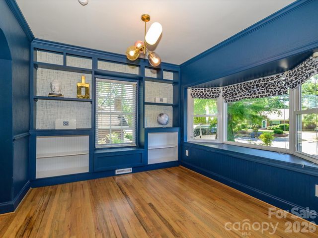 1929 Mecklenburg Avenue, Charlotte, NC 28205