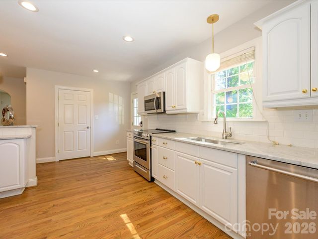 1929 Mecklenburg Avenue, Charlotte, NC 28205