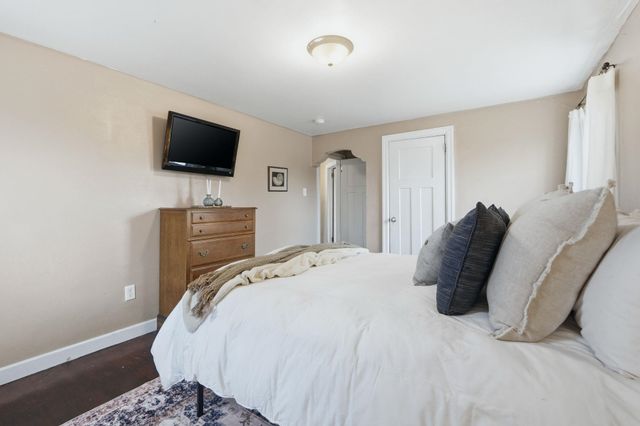 4233 Arlington Avenue, Fort Wayne, IN 46807