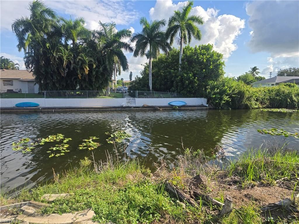 Image 1 of property listing at 2205 SE 2nd TER, Cape Coral, FL 33990
