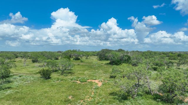 0000 CR 307, Jourdanton, TX 78026