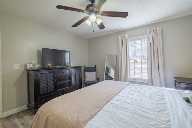 74 Snow Tree Bnd, Manchester, TN 37355