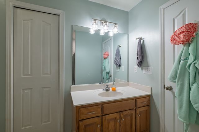 74 Snow Tree Bnd, Manchester, TN 37355