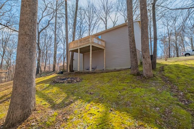 74 Snow Tree Bnd, Manchester, TN 37355