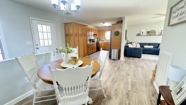 74 Snow Tree Bnd, Manchester, TN 37355