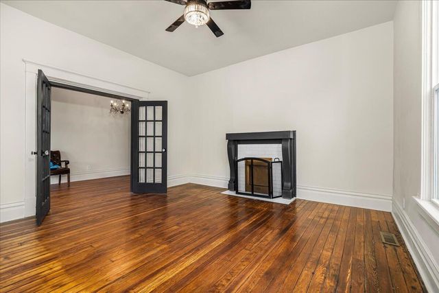 221 W Hickman Street, Winchester, KY 40391