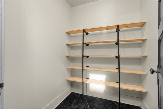 221 W Hickman Street, Winchester, KY 40391