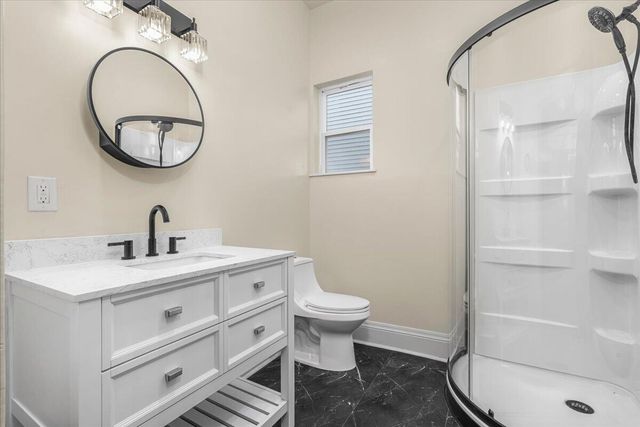 221 W Hickman Street, Winchester, KY 40391