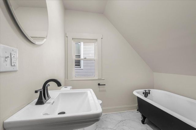 221 W Hickman Street, Winchester, KY 40391