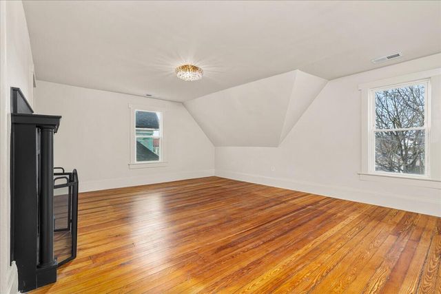 221 W Hickman Street, Winchester, KY 40391