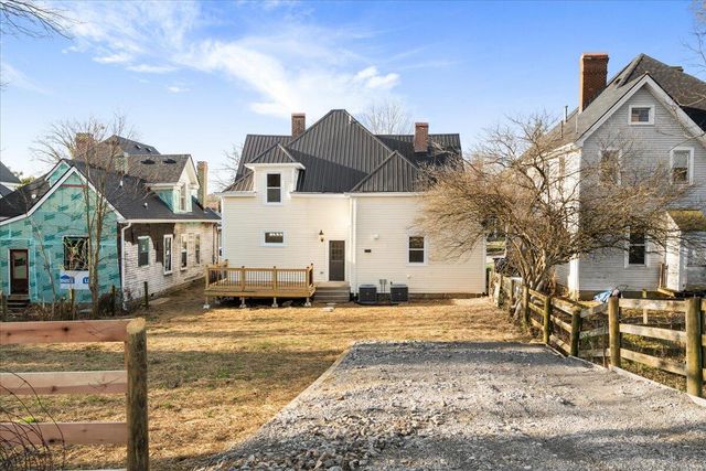 221 W Hickman Street, Winchester, KY 40391