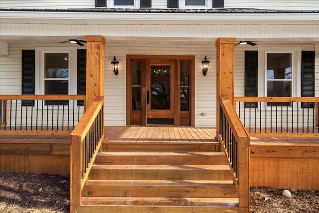 221 W Hickman Street, Winchester, KY 40391