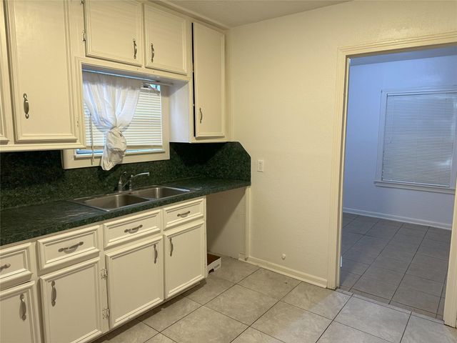 1420 Harrop Avenue, Pasadena, TX 77506