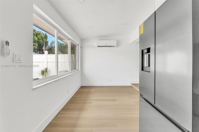 1611 NE 50th Ct 4, Fort Lauderdale, FL 33334