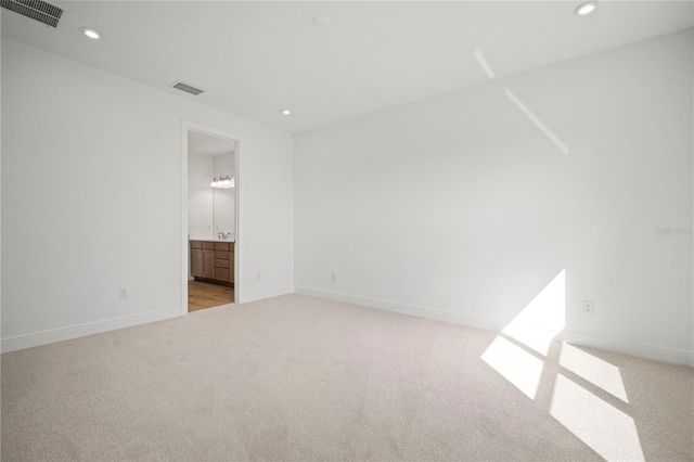 2945 STEWART CREEK CIRCLE, Plant City, FL 33565