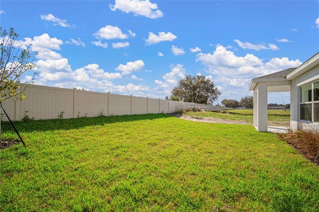 2945 STEWART CREEK CIRCLE, Plant City, FL 33565