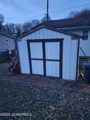 2321 STARLING DRIVE, Jefferson City, MO 65109