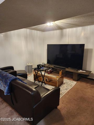 2321 STARLING DRIVE, Jefferson City, MO 65109