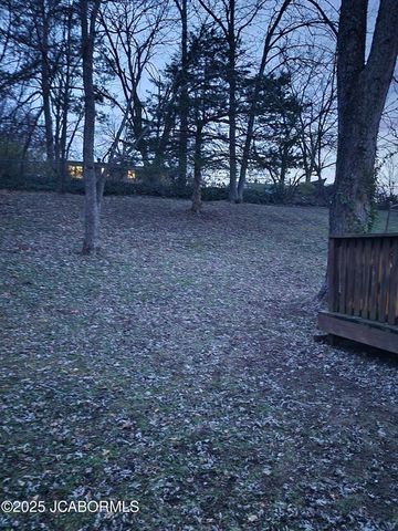 2321 STARLING DRIVE, Jefferson City, MO 65109