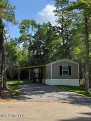 10714 Luawai Place, Diamondhead, MS 39525