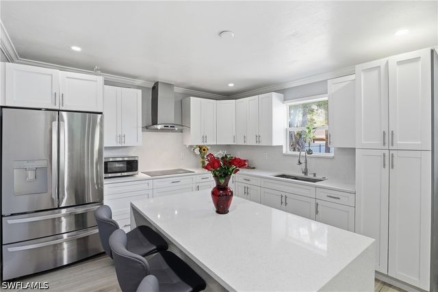 6005 Star Grass LN, Naples, FL 34116